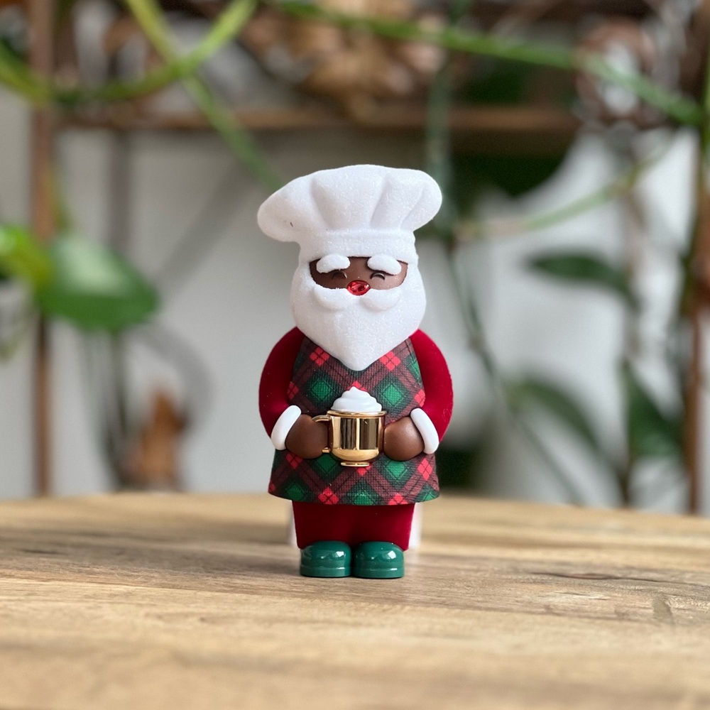 Brown Santa Cup of Cocoa Wallflower Plug - Picture 3 of 8